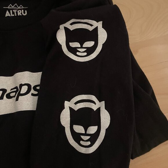 Napster shirt - Picture 7 of 7